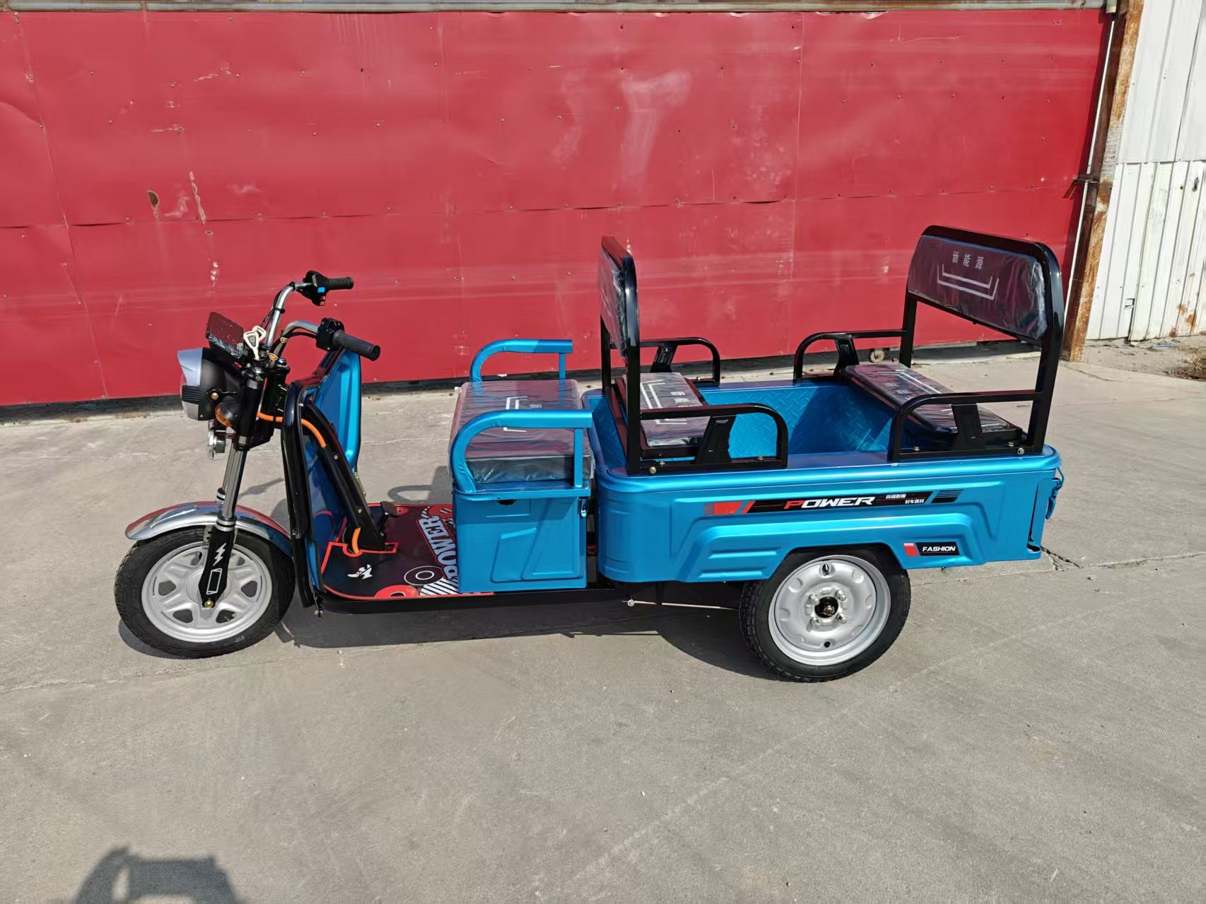 Easy Operate 97 Kg 3 Wheel Elektro Car Electric for Men Use 