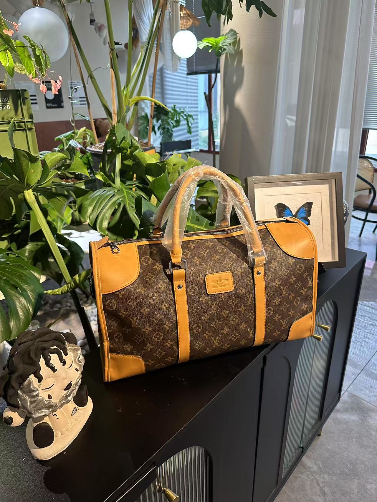 LV 手提包